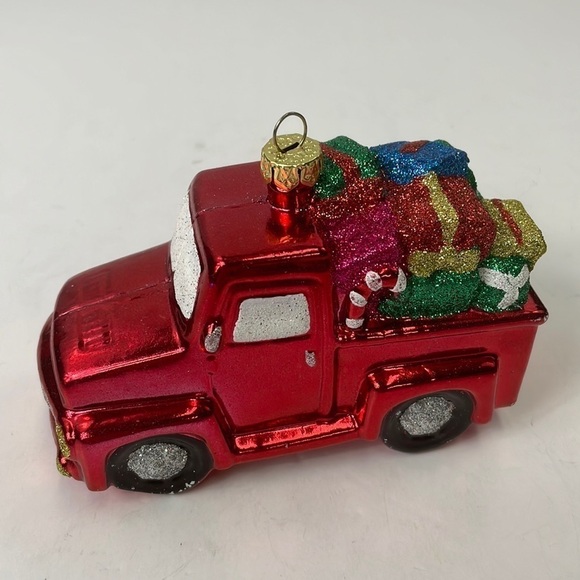 Truck Christmas ornament - Picture 1 of 5
